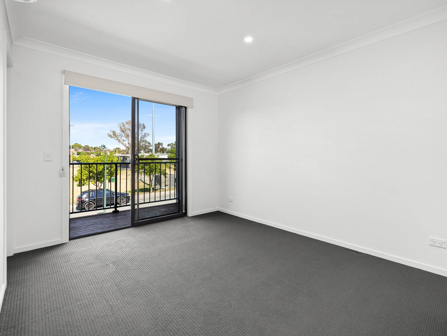 Additional image 7 of 101 Napier Circuit, Silkstone QLD 4304