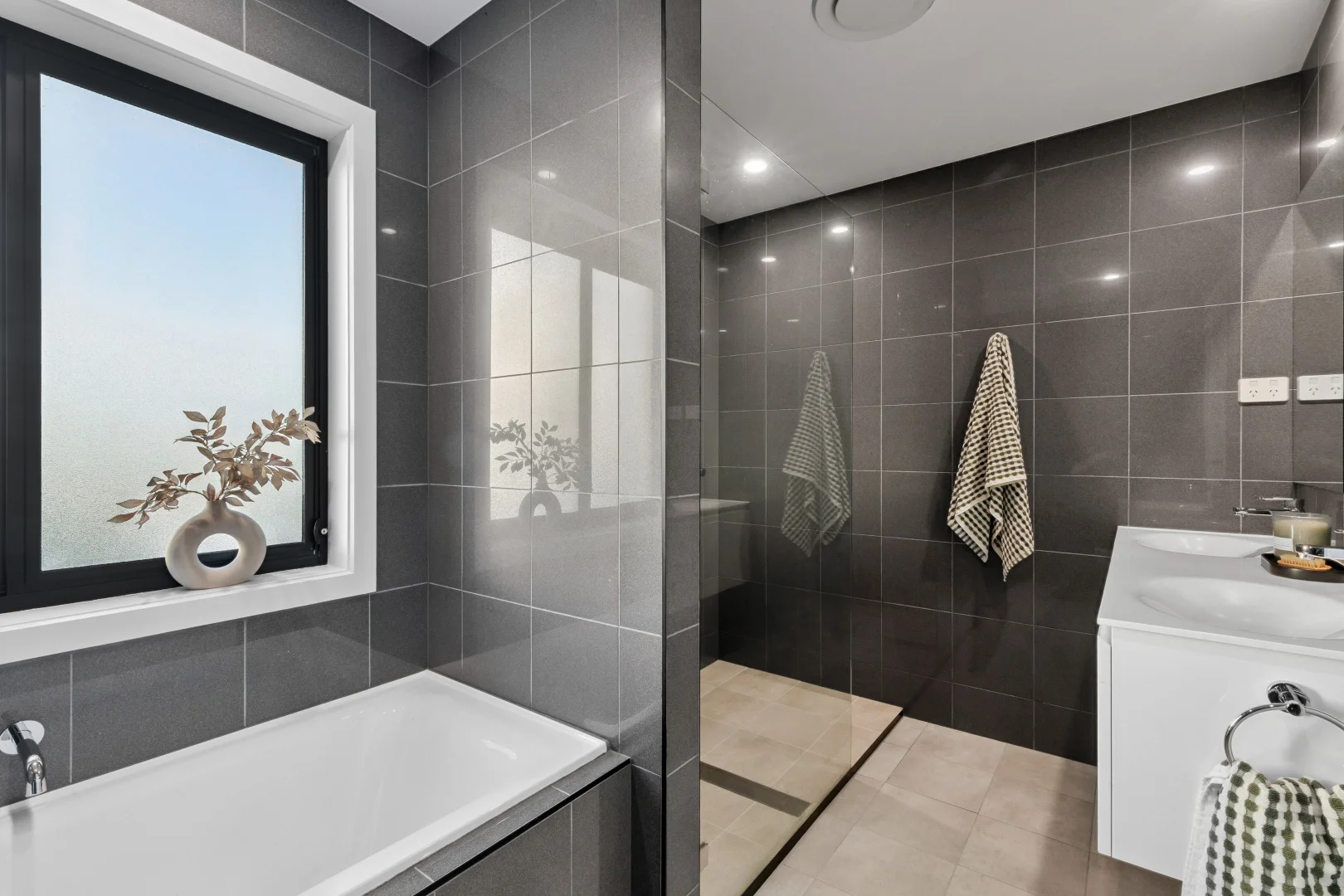 Image 16