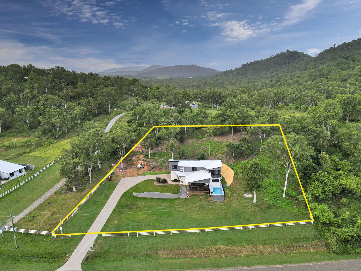 5c Hancock Road, Alligator Creek QLD 4816, Image 2