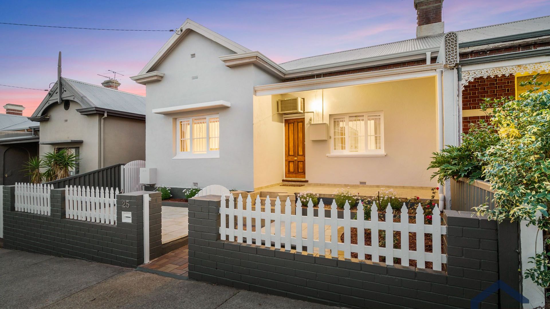 Perth WA 6000 3 beds house for Sale, Low 800,000