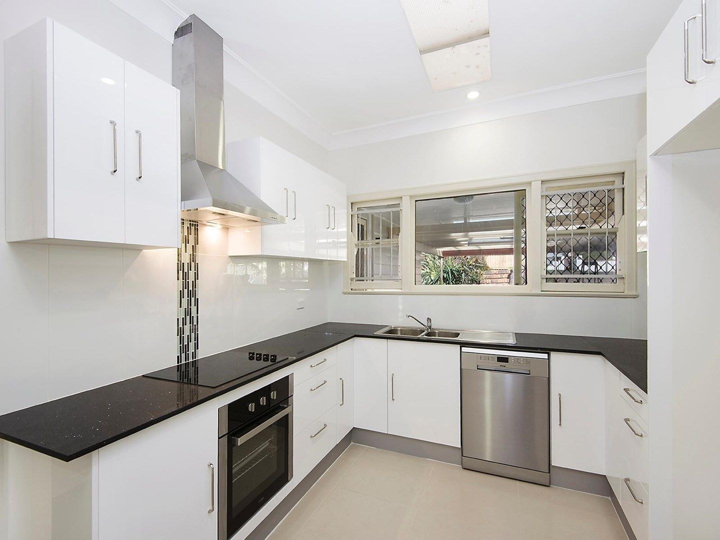 39 Kapunda Street, Toowong QLD 4066, Image 0