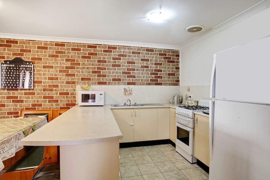 1/15 Zeppelin Place, Raby NSW 2566, Image 1