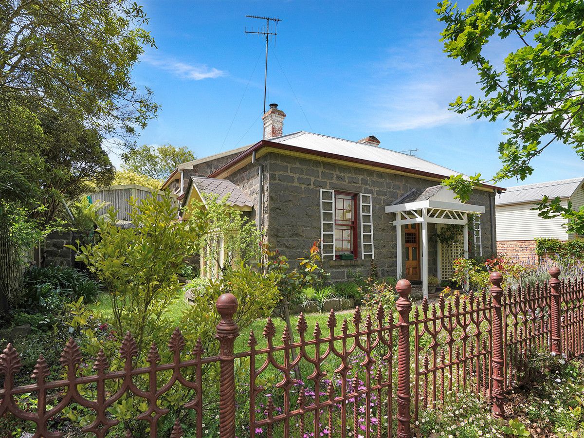 30 Burns Street, Hamilton VIC 3300, Image 2