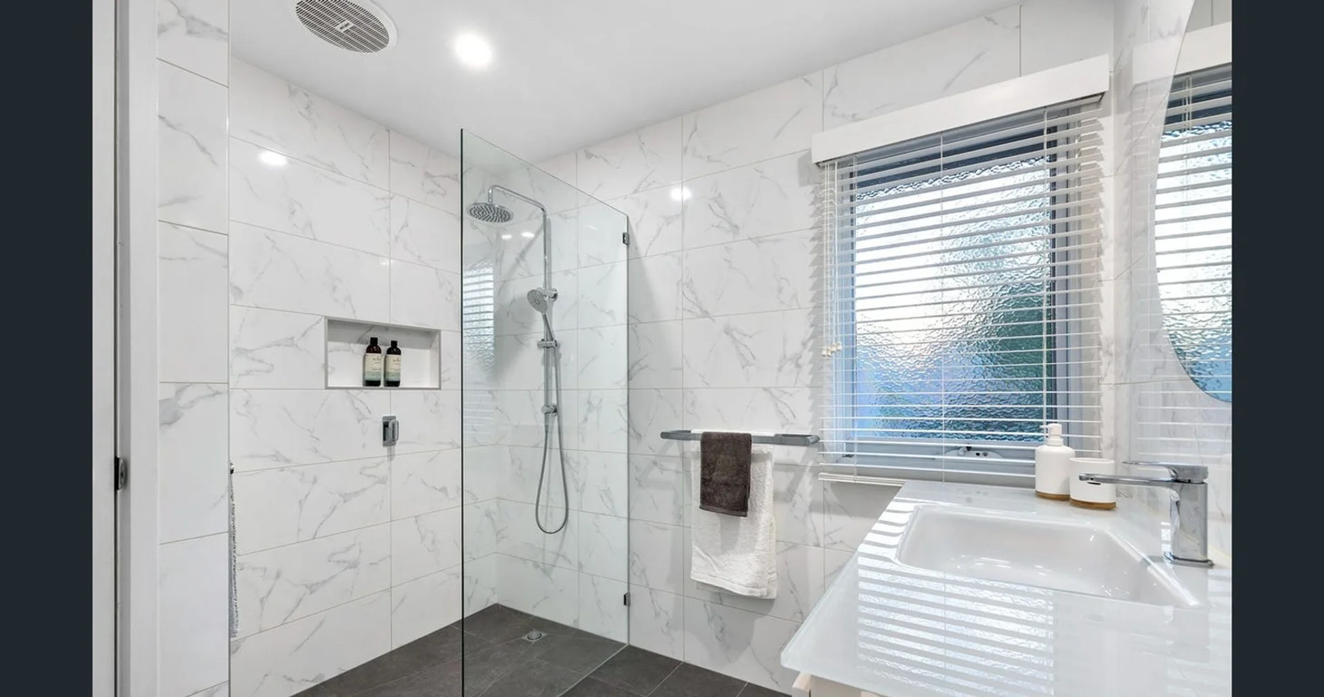 Additional image 8 of 4/30A Forest Road, Ferntree Gully VIC 3156