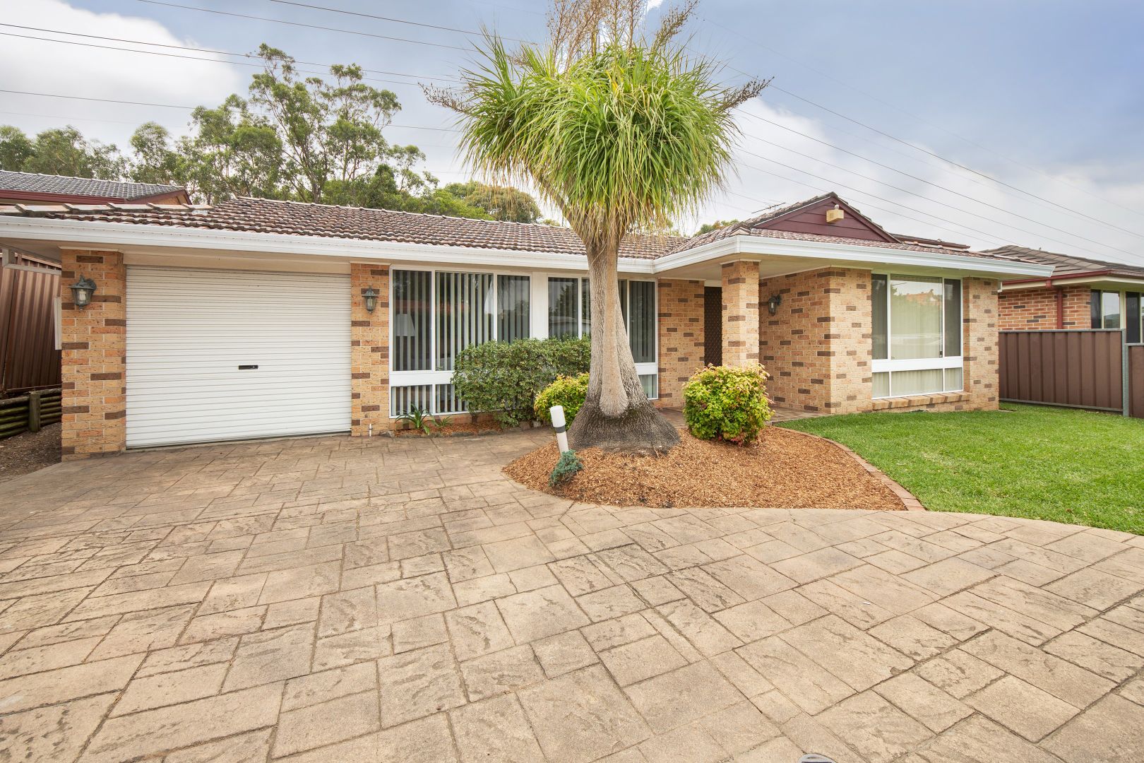 9 Satinwood Close, Alfords Point Property History & Address Research