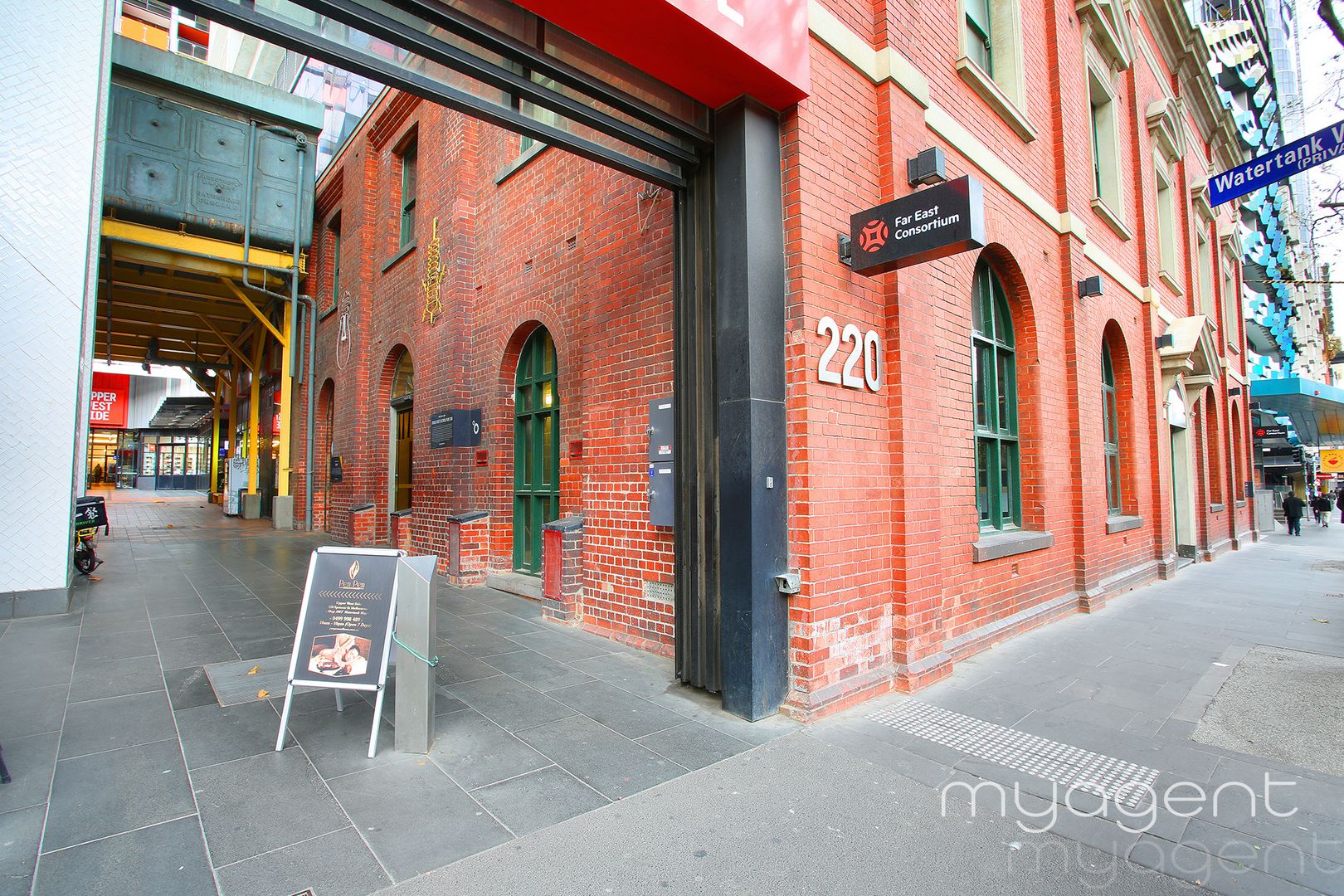 1006/220 Spencer Street, Melbourne VIC 3000 Apartment For Rent 310