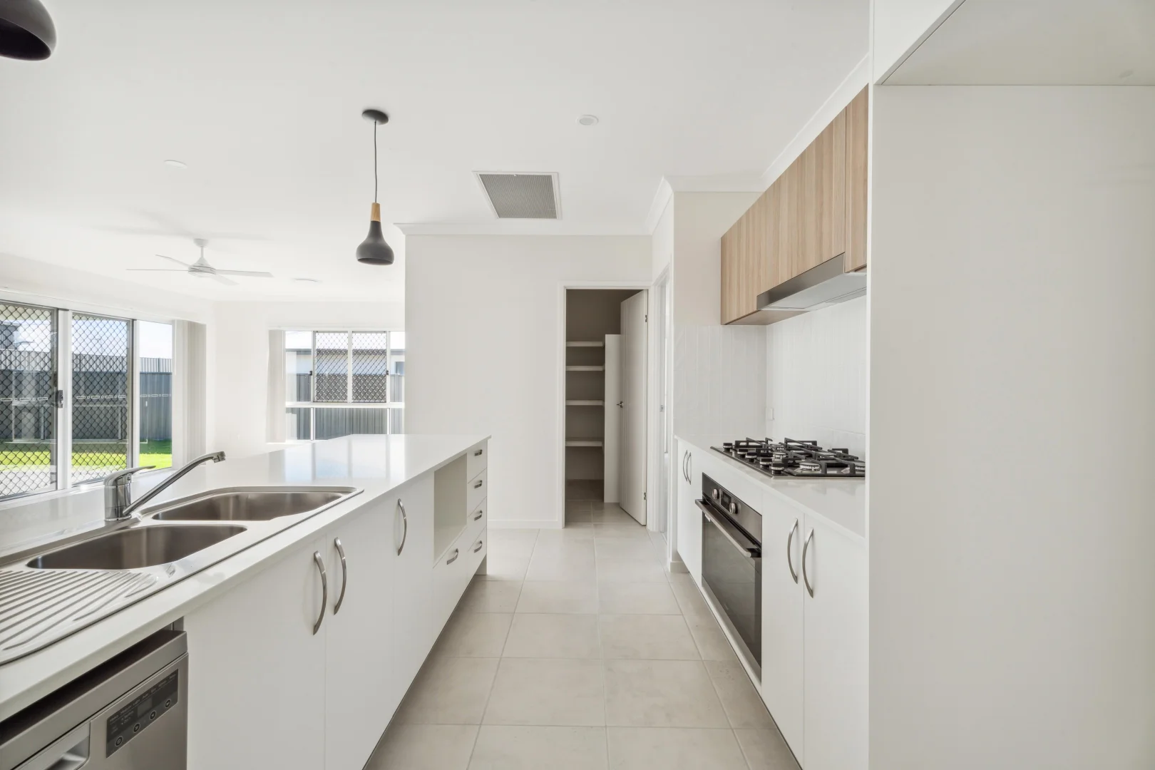 Additional image 5 of 21 South Spring Way, Nikenbah QLD 4655