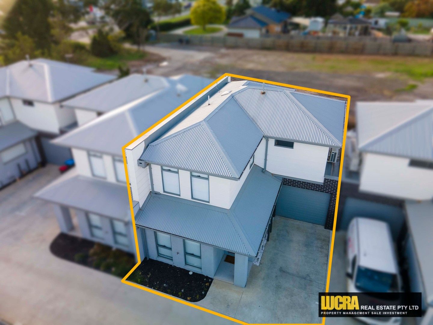 Townhouse in 5/617 Tarneit Road Service Road, HOPPERS CROSSING VIC, 3029