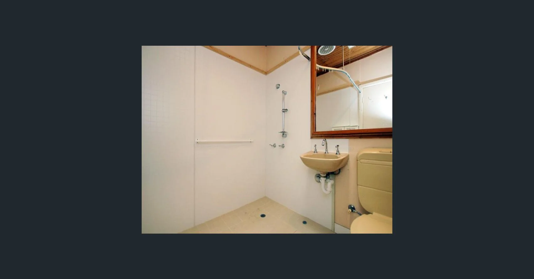 Additional image 8 of 61 Evelyn St, Gosnells WA 6110