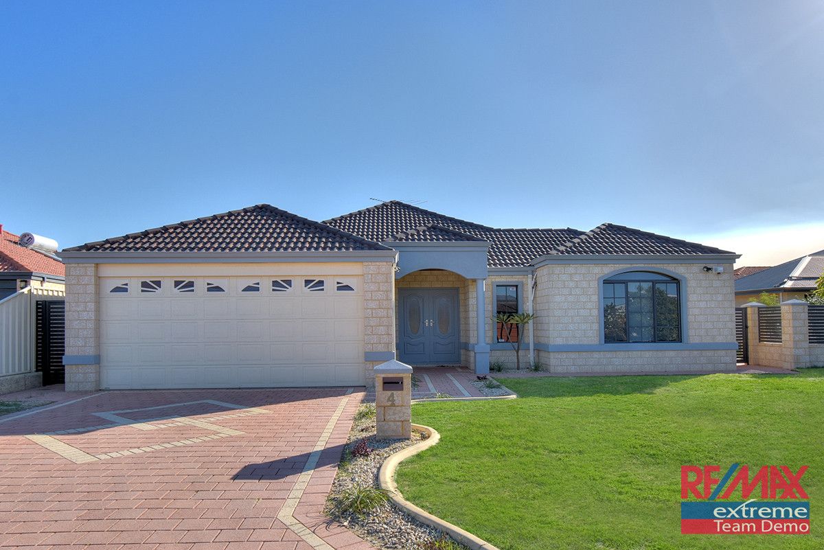 4 Giardino Way, Pearsall WA 6065, Image 0