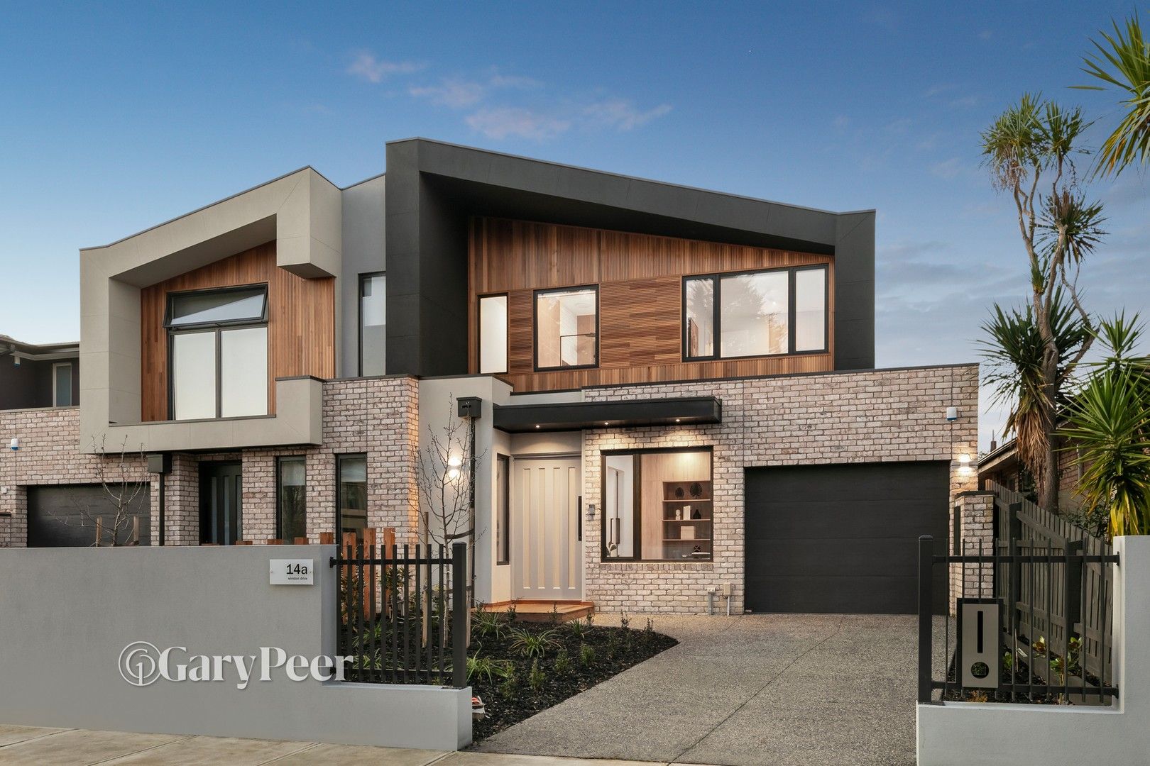 4 bedrooms House in 14a Winston Drive CAULFIELD SOUTH VIC, 3162
