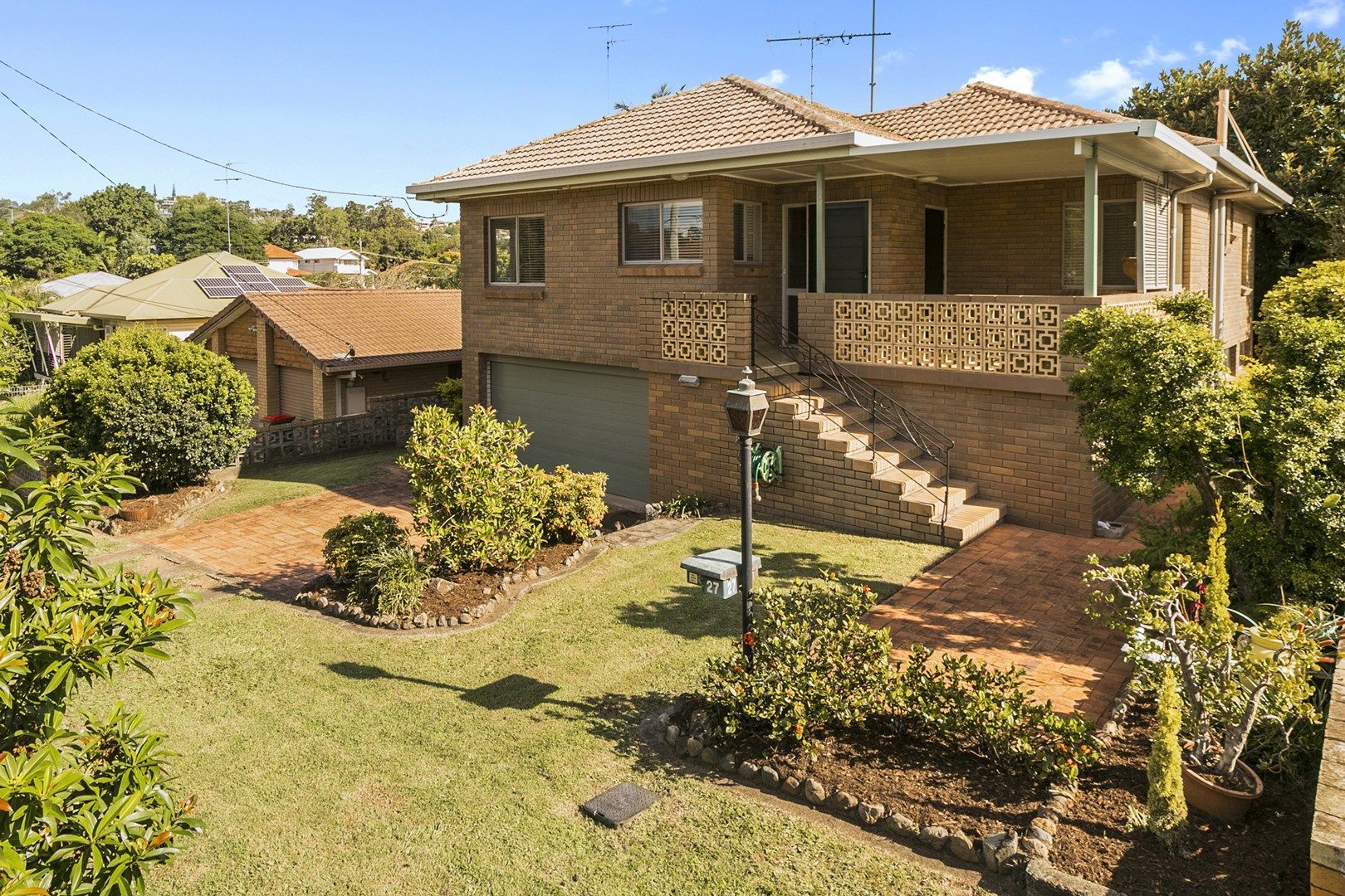 27 Justin Street, Holland Park West QLD 4121, Image 0