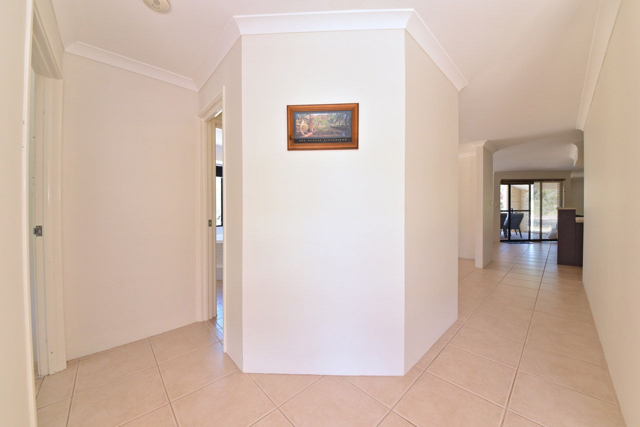 11 Orchard Rest, Two Rocks WA 6037, Image 2