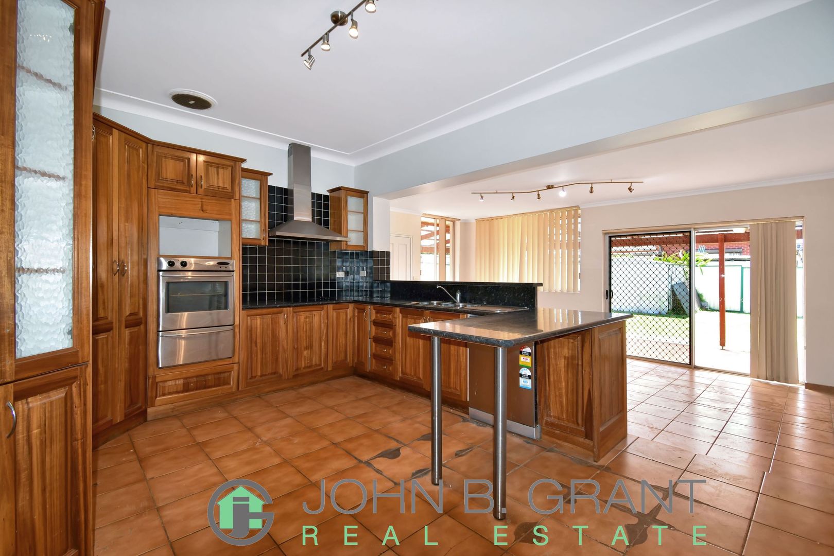 19 Robertson Road, Chester Hill NSW 2162, Image 2