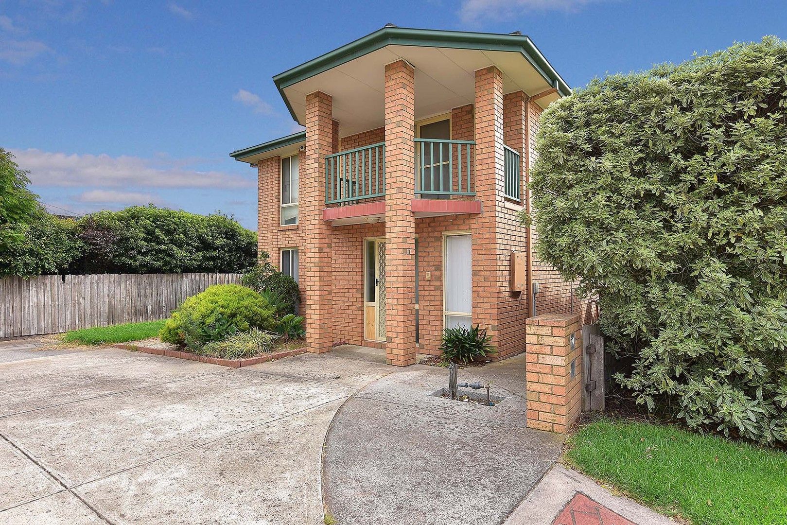 11 Luke Court, Keysborough VIC 3173 House For Rent 580 Domain