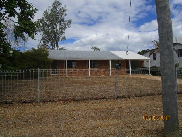 6 Station Street, Gayndah QLD 4625, Image 0