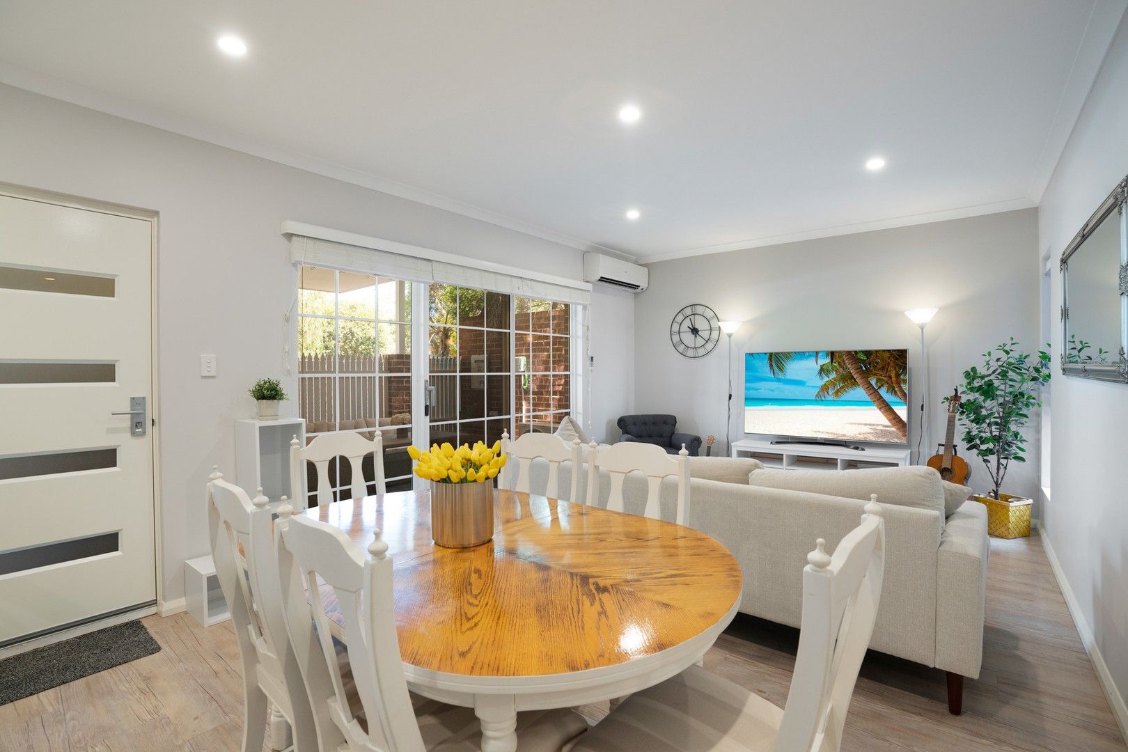 2 bedrooms Apartment / Unit / Flat in 1/18 Stuart Street MAYLANDS WA, 6051