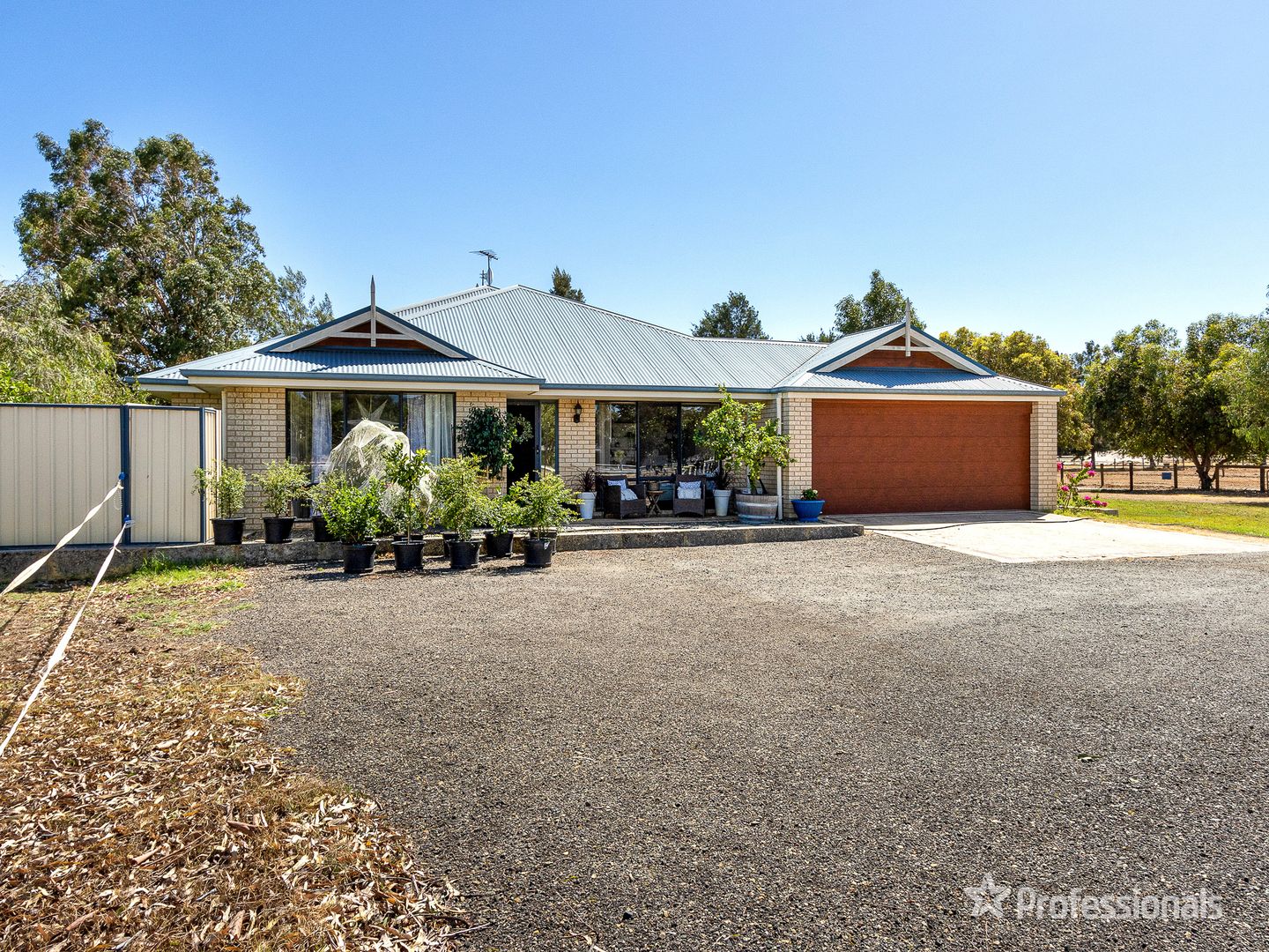 165 Bournbrook Avenue, Cardup WA 6122, Image 2