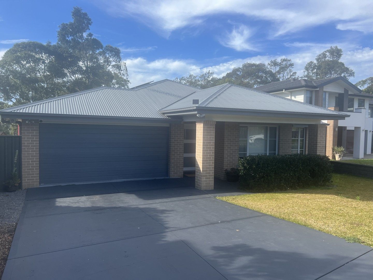 4 bedrooms House in 4 Gazelle Crescent FLETCHER NSW, 2287