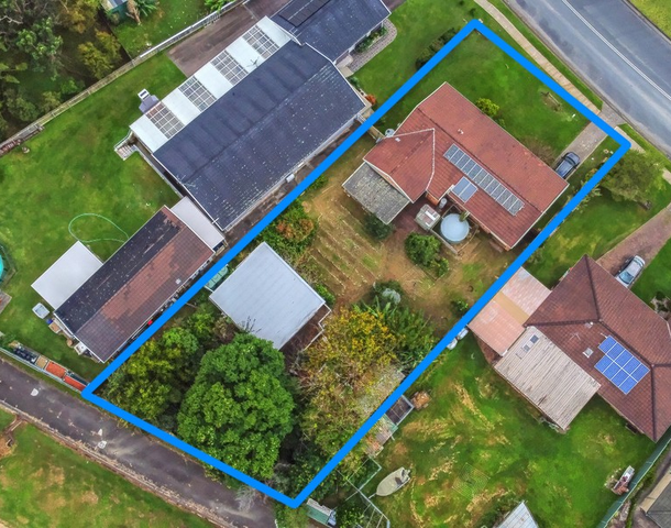 5 Lyndhurst Drive, Bomaderry NSW 2541