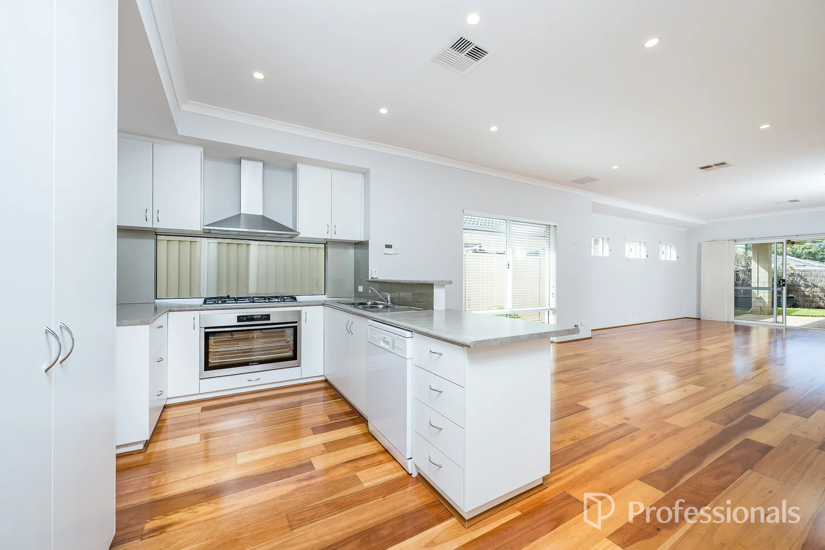 Additional image 10 of 47 Doncaster Grange, Butler WA 6036