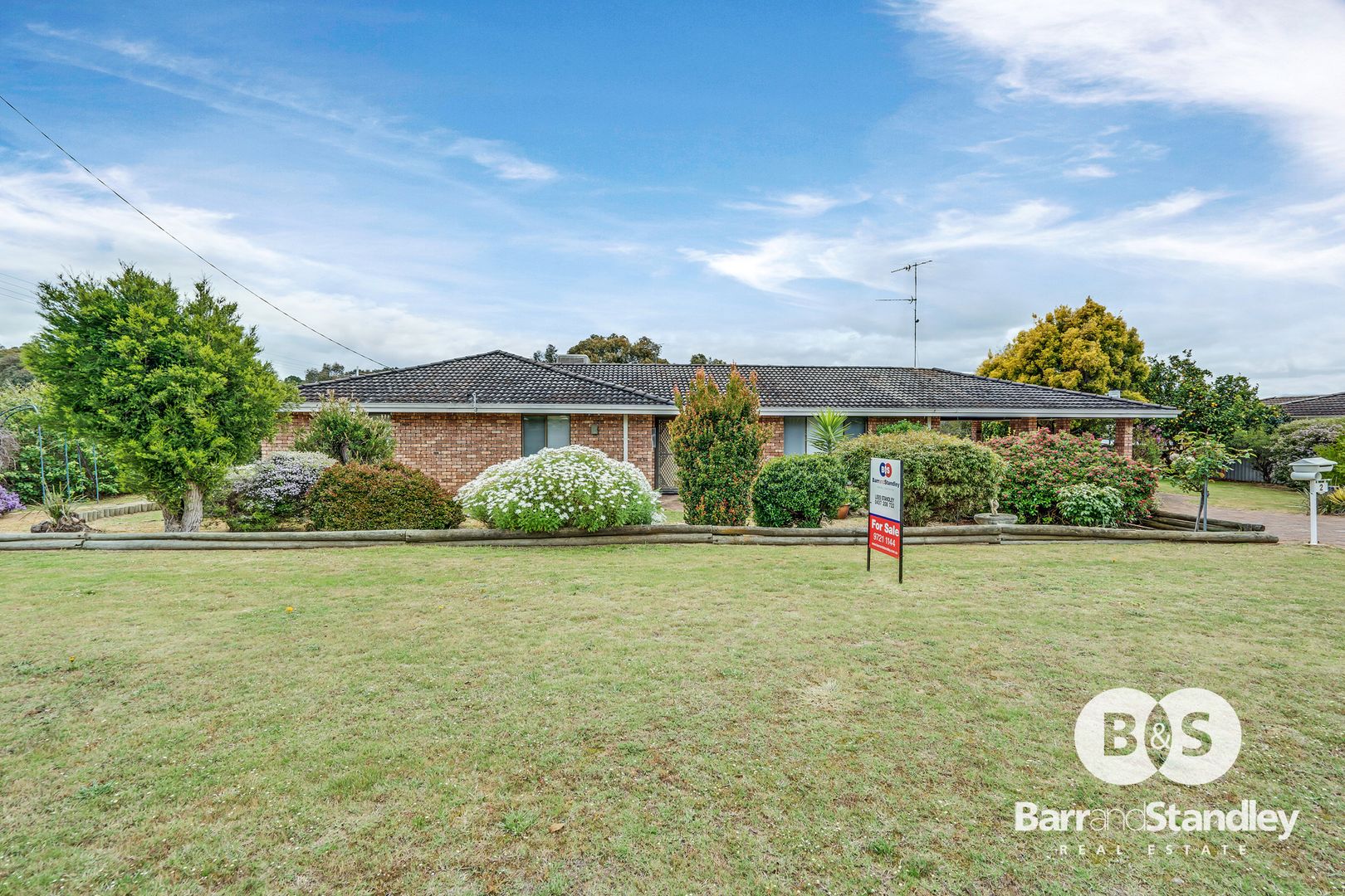 2 Reid Place, Boyup Brook WA 6244, Image 1