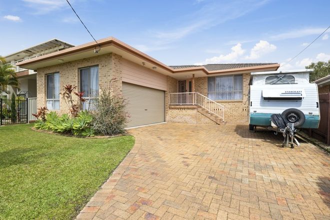 Picture of 48 Blue Gum Avenue, SANDY BEACH NSW 2456