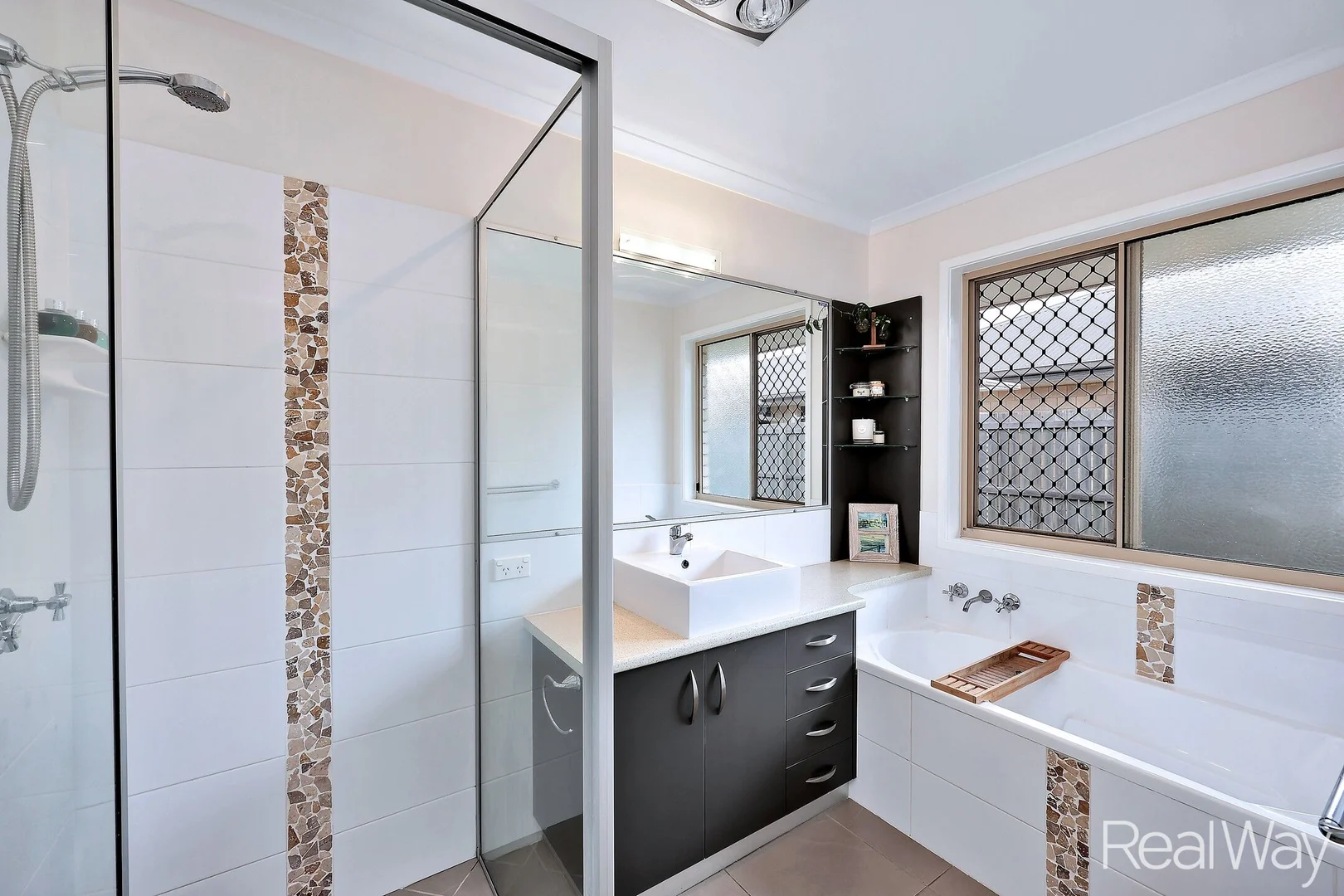 Additional image 20 of 40 Greathead Road, Ashfield QLD 4670