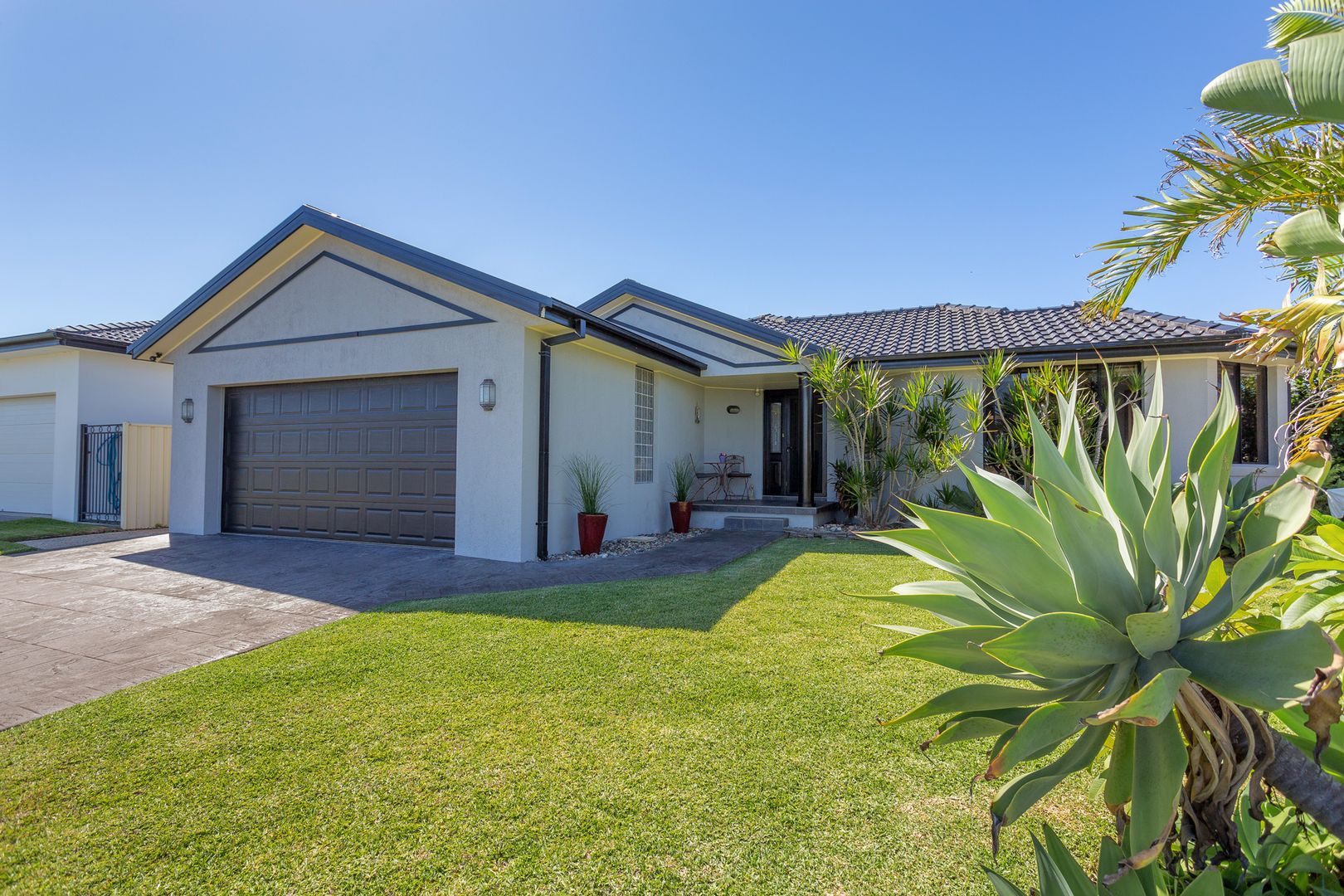 13 Shantull Drive, Wallabi Point NSW 2430