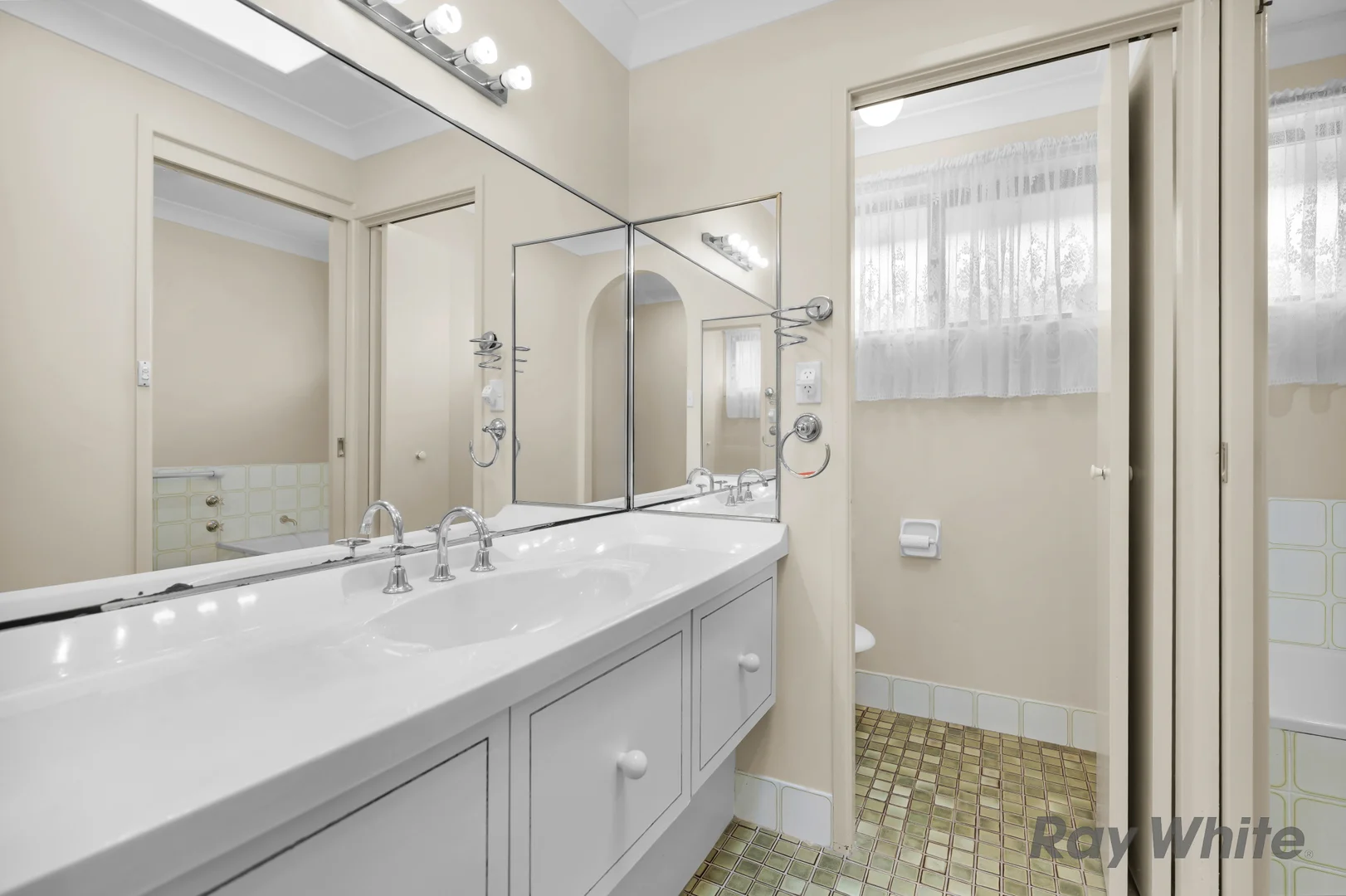 Additional image 6 of 10 West Place, Camden South NSW 2570