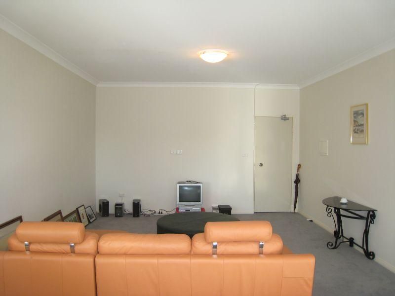 25/ 15 Governors Way, Oatlands NSW 2117, Image 1
