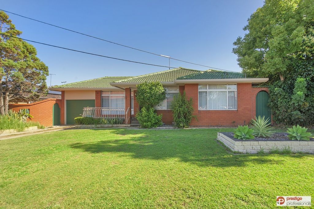 23 Maddecks Avenue, Moorebank NSW 2170, Image 0