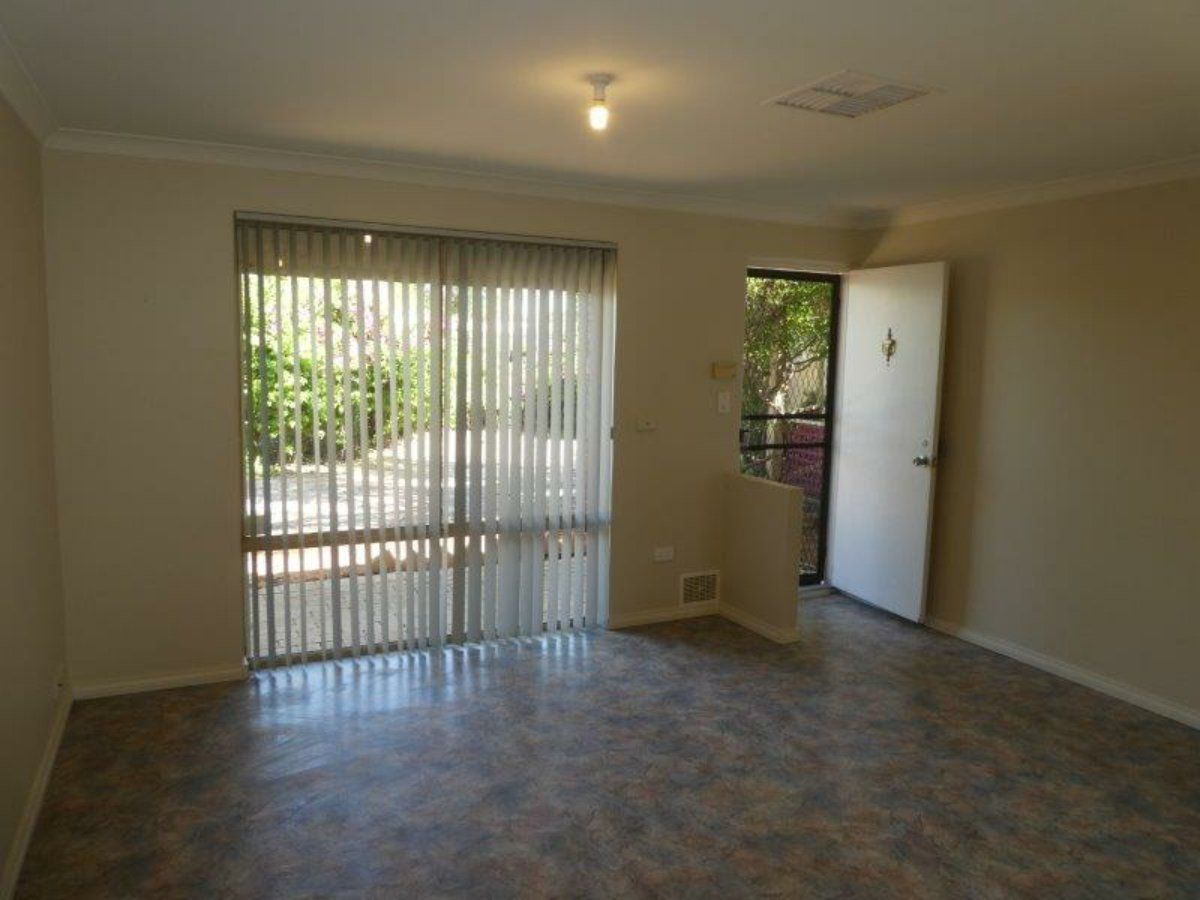 4 Bobtail Close, Brookdale WA 6112 House For Rent Domain