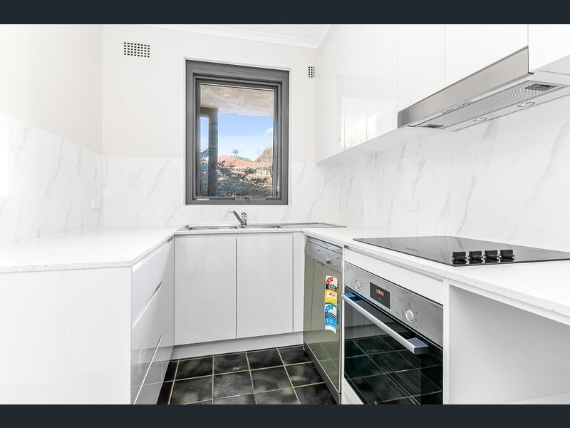 2 bedrooms Apartment / Unit / Flat in 27/254 Pacific Hwy LINDFIELD NSW, 2070