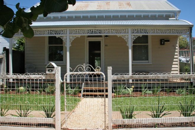 Picture of 22 High Street, WEDDERBURN VIC 3518