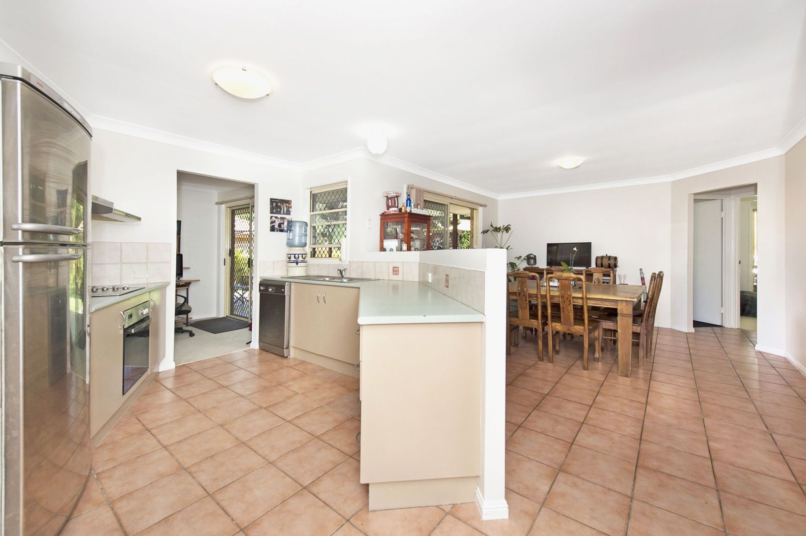 59 Cootharaba Drive, Helensvale QLD 4212, Image 2