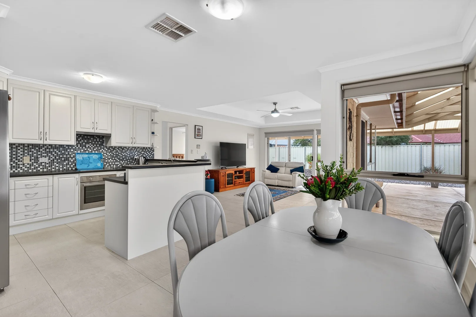 Additional image 10 of 80 Wentworth Parade, Hindmarsh Island SA 5214