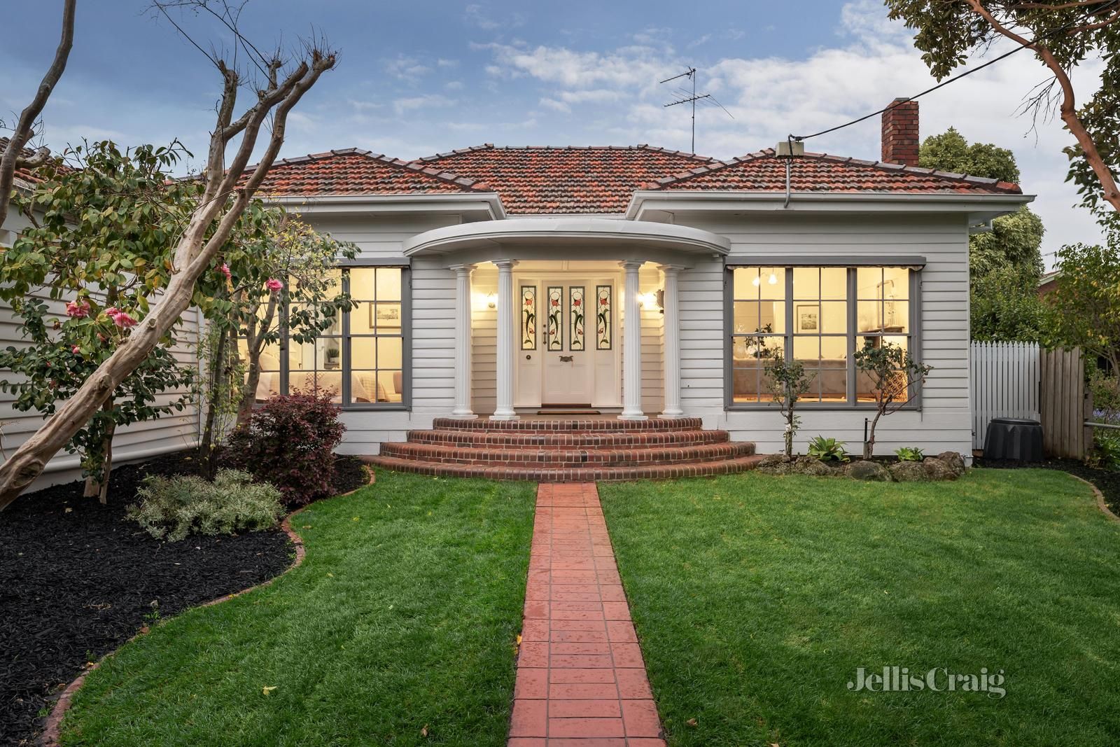 4 bedrooms House in 24 Cooloongatta Road CAMBERWELL VIC, 3124