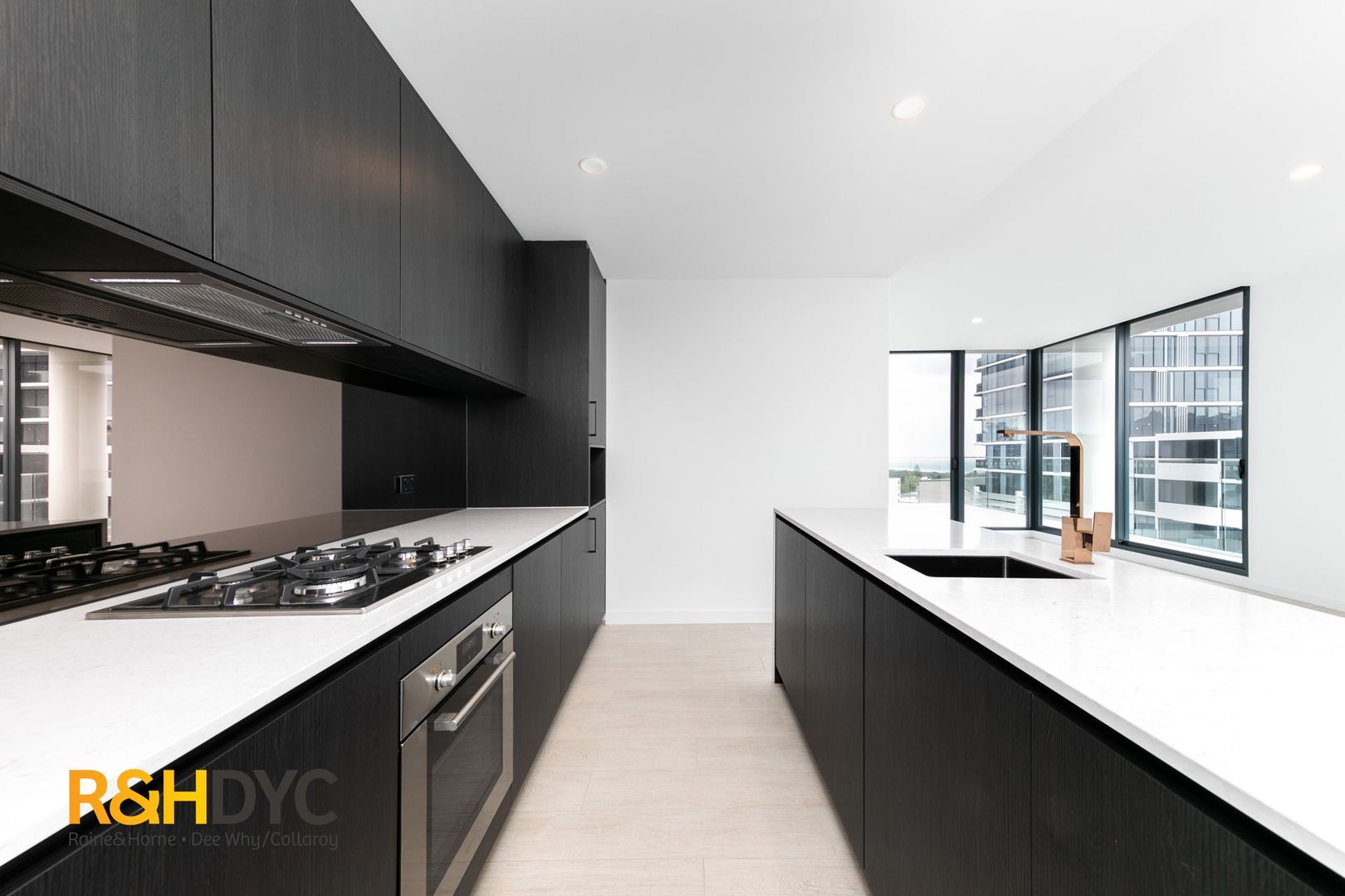 802/697-701 Pittwater Road, Dee Why NSW 2099, Image 2