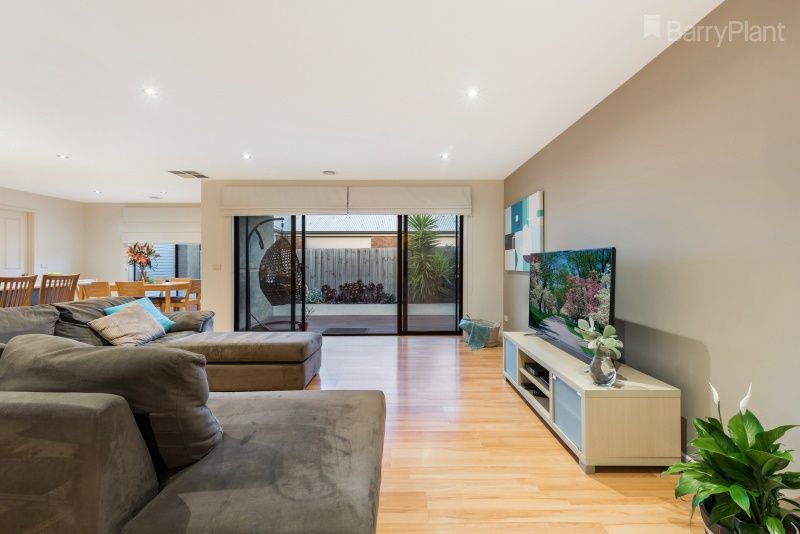 25 Merlot Street, Waurn Ponds VIC 3216, Image 2