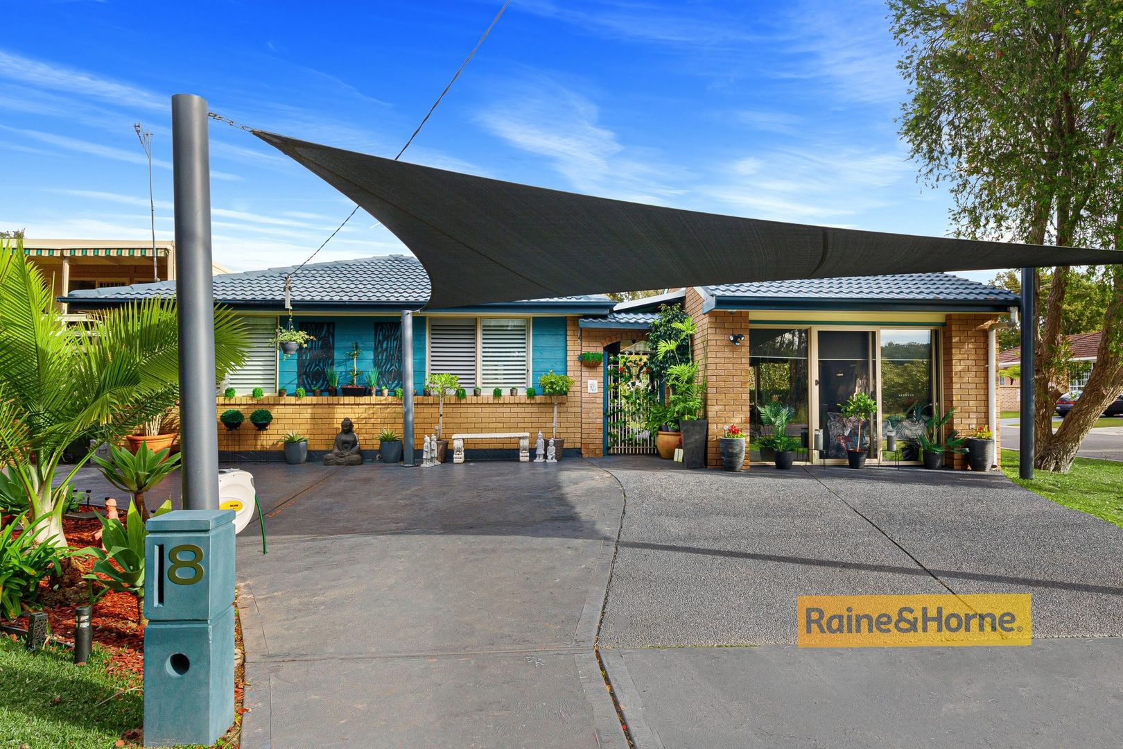 8 Beachfront Parade, St Huberts Island NSW 2257, Image 1