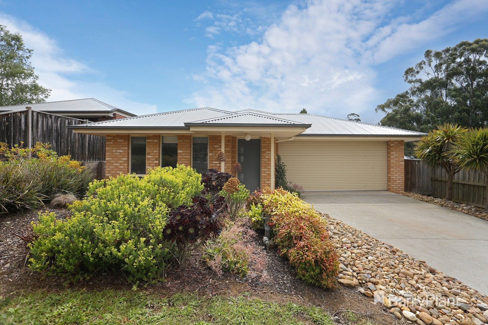 3 bedrooms House in 4 Lawson Road DROUIN VIC, 3818