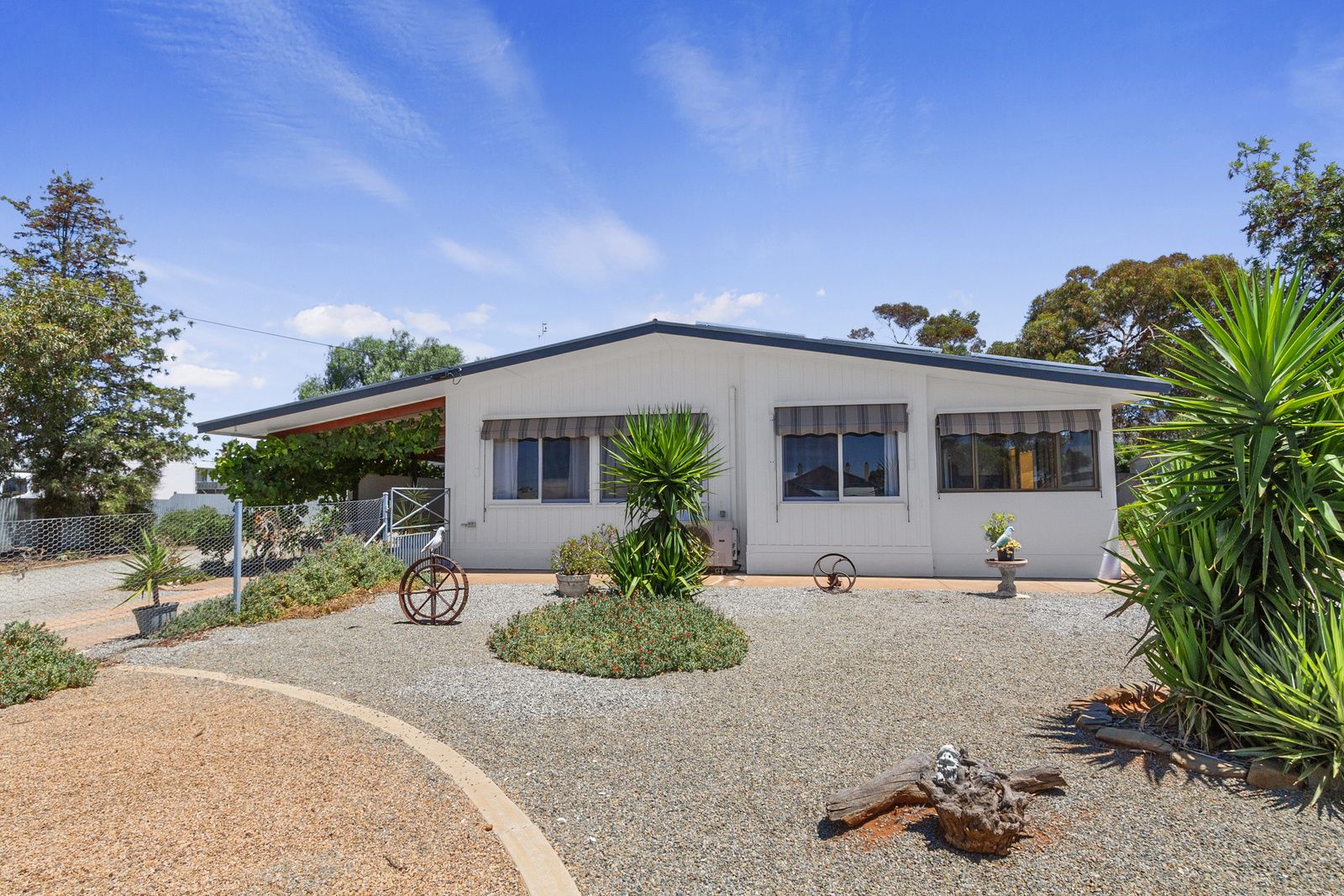 4 Second Street, Orroroo SA 5431, Image 1