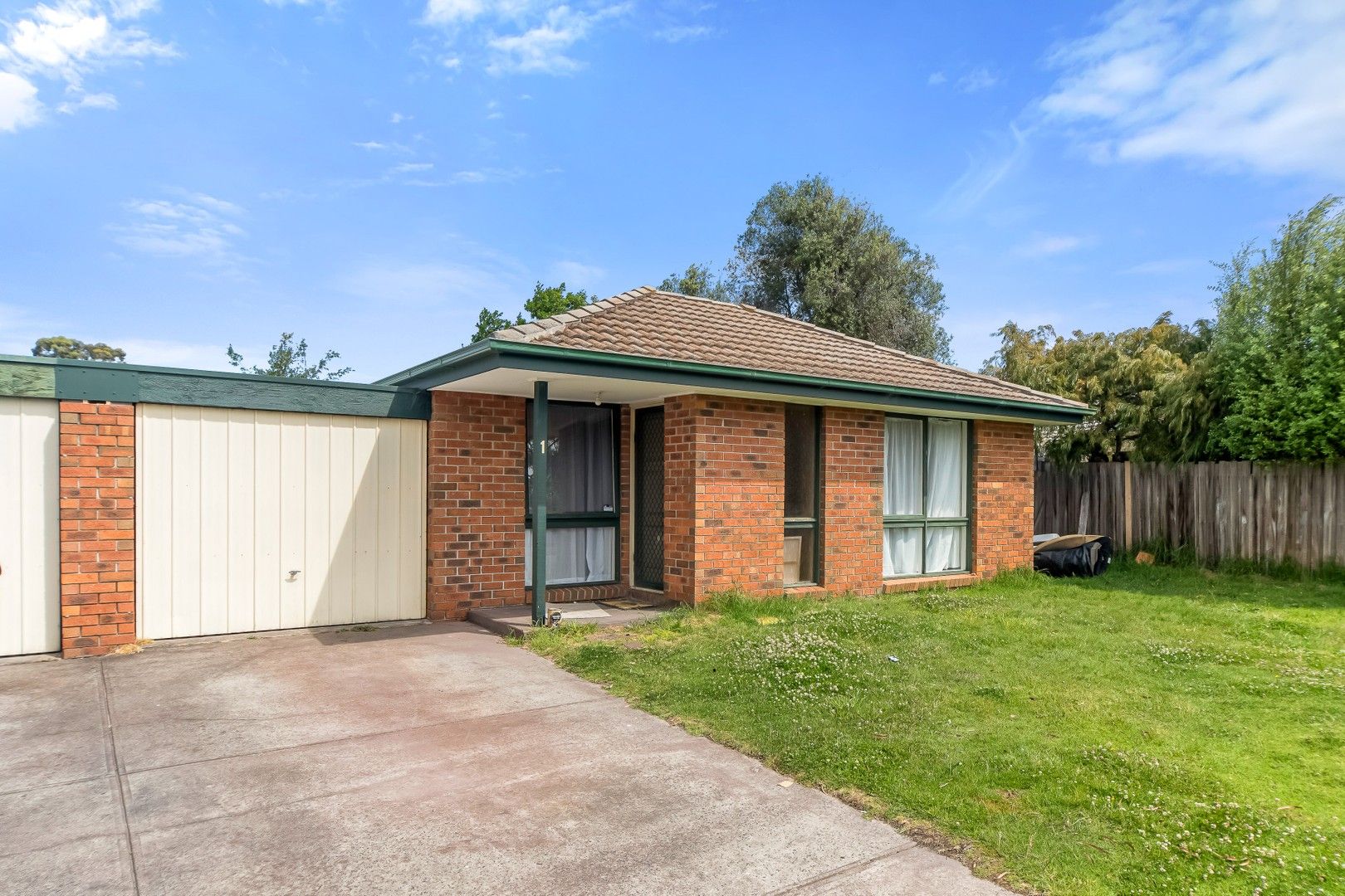 2 bedrooms Apartment / Unit / Flat in 1/24 Hadley Street SEAFORD VIC, 3198