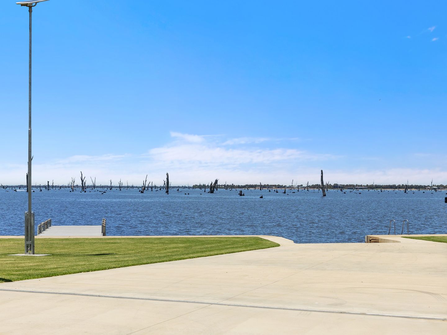 38 Lang Street, Mulwala NSW 2647 Domain