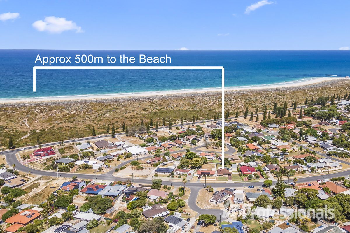 4 bedrooms House in 27 Whitfield Drive TWO ROCKS WA, 6037