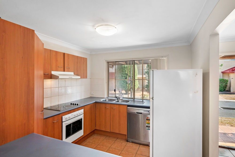 27/20 Young Place, Runcorn QLD 4113, Image 1