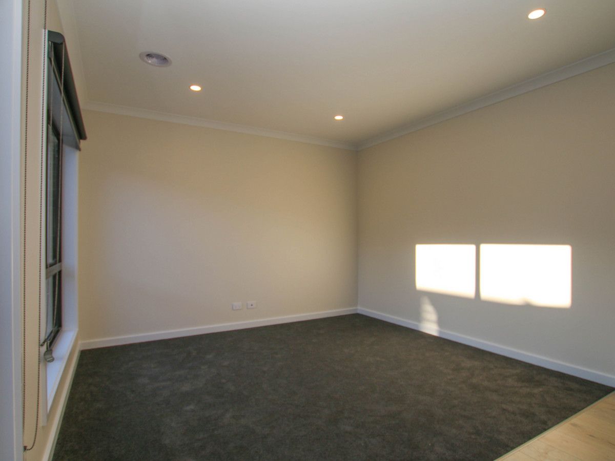 2/12 Denneys Street, Warrnambool VIC 3280, Image 2