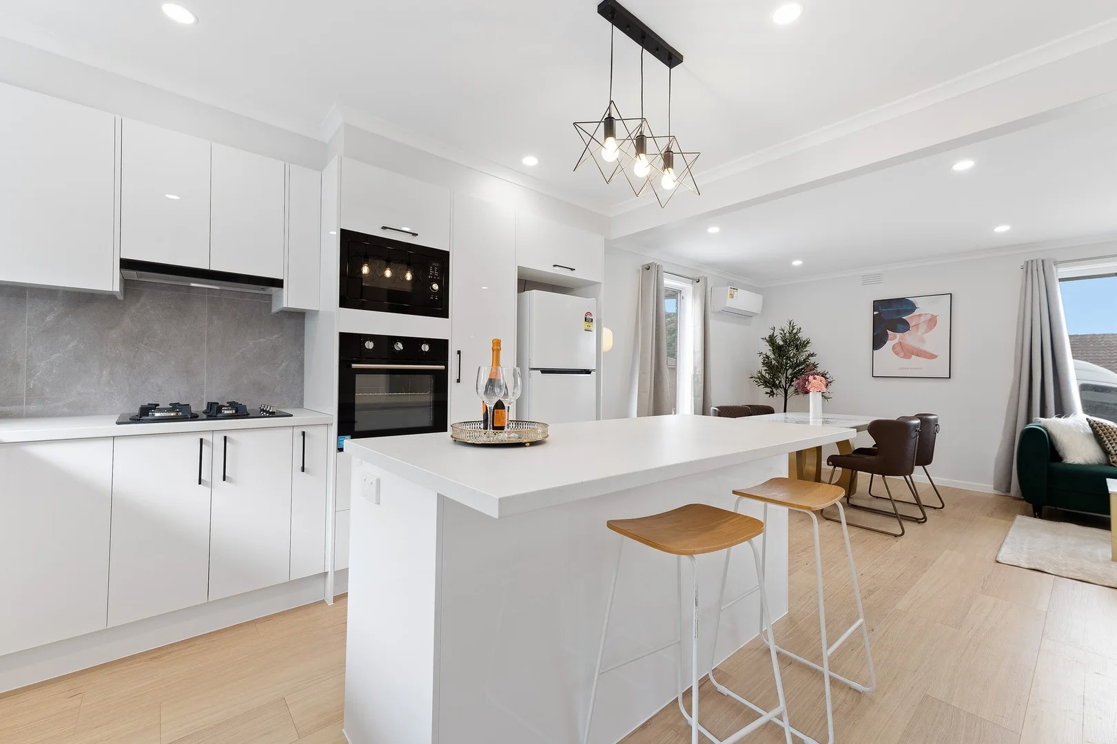 Additional image 3 of 3/470-474 Canterbury Road, Forest Hill VIC 3131