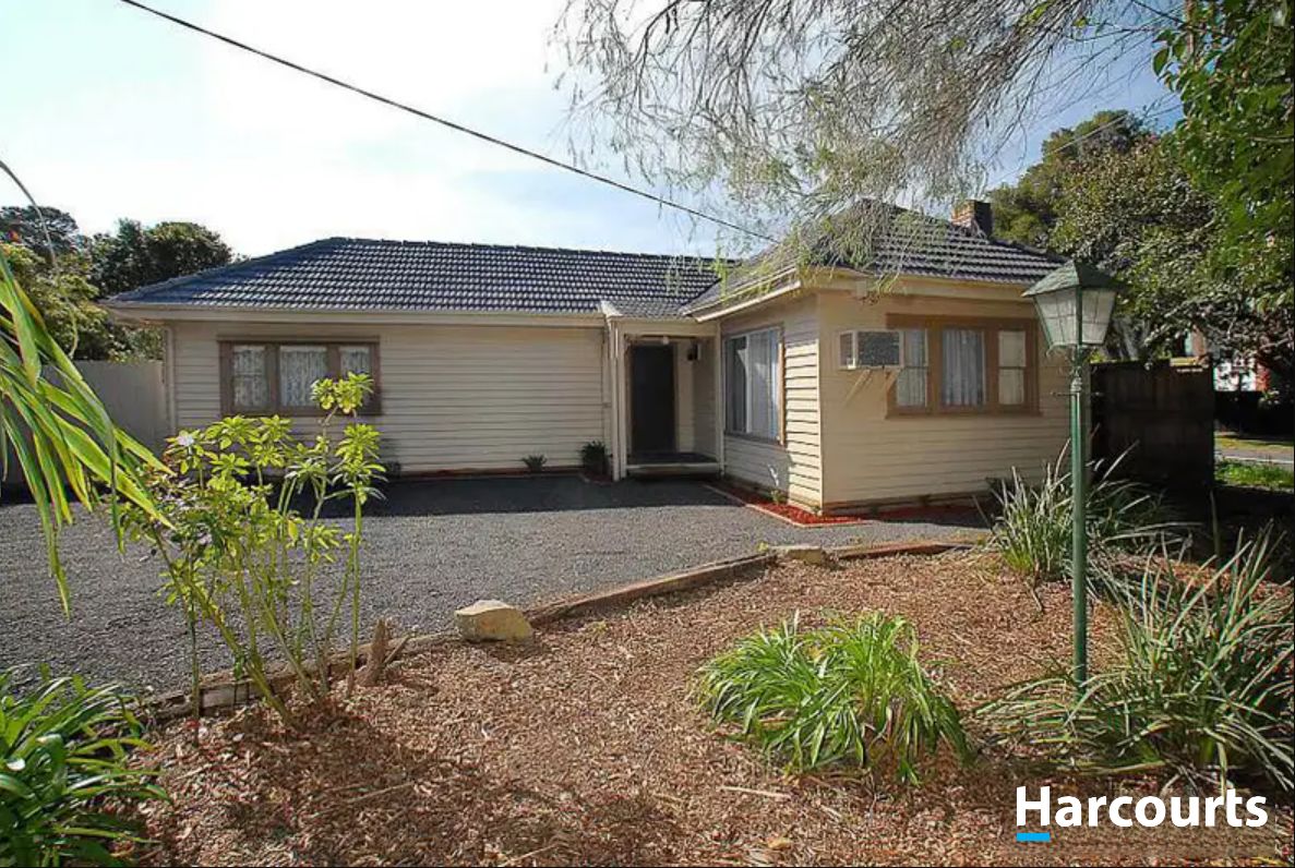 4 bedrooms House in 51 Liverpool Road KILSYTH VIC, 3137